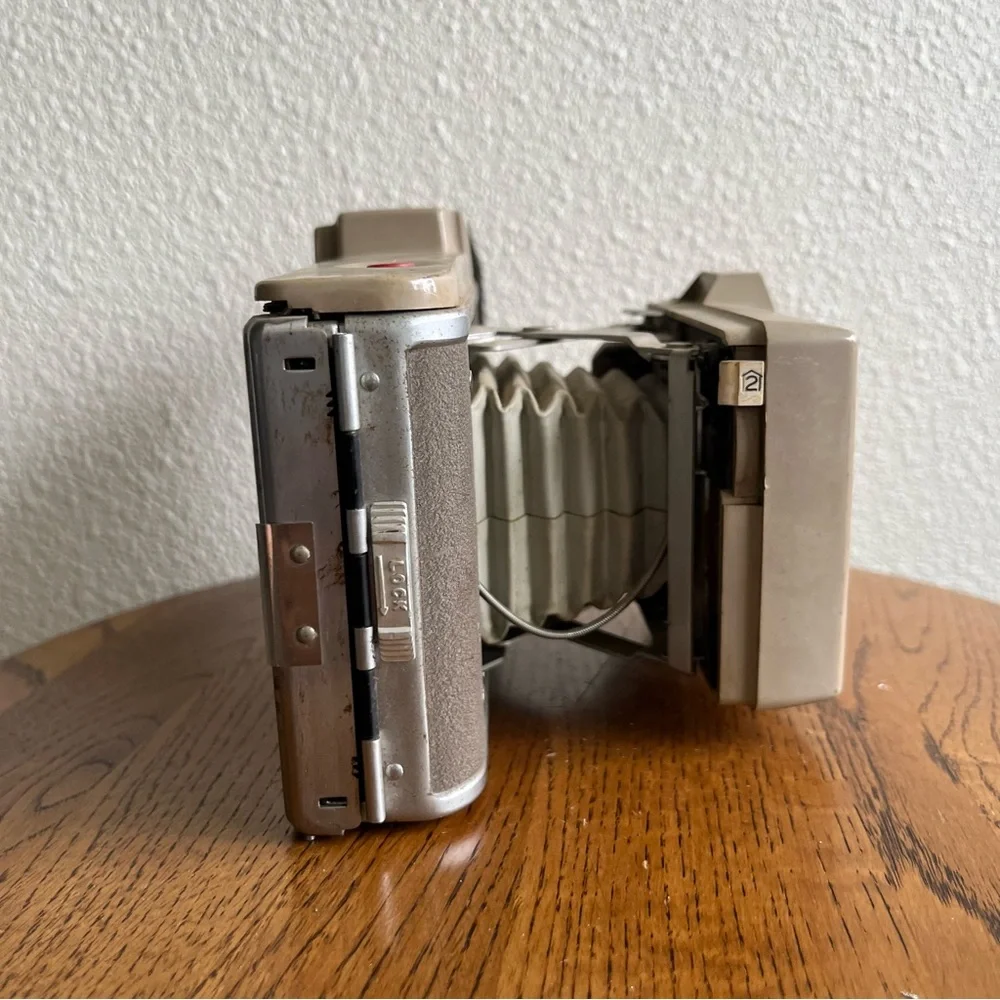 Polaroid Land J33 Film Camera
